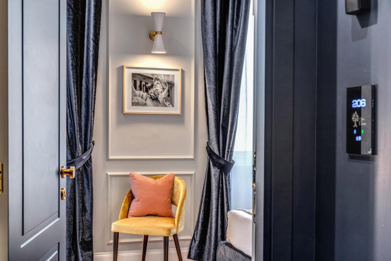 Tree Charme Augusto Luxury Suites روما المظهر الخارجي الصورة